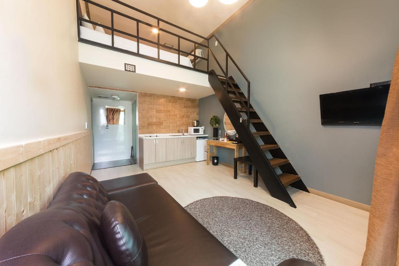 Hotel Hue Loft Инчон Экстерьер фото