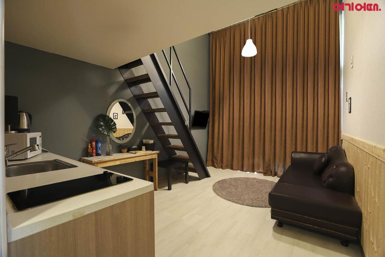 Hotel Hue Loft Инчон Экстерьер фото